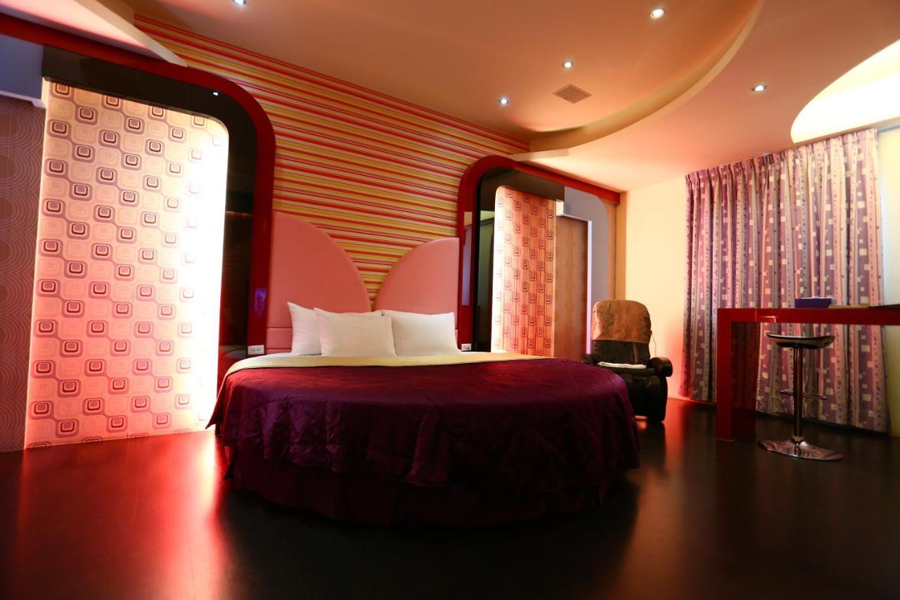 Go Shine Motel Pingtung Exterior photo