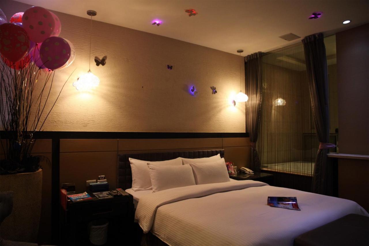 Go Shine Motel Pingtung Exterior photo